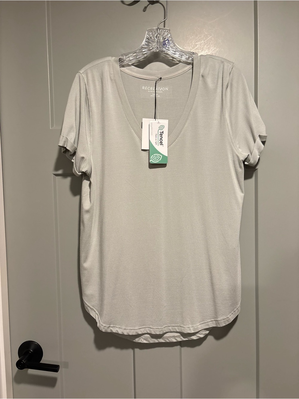 Thread and Supply Women's Light Gray V-Neck Tee